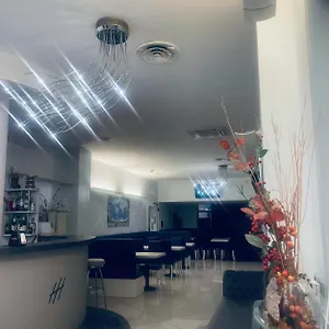 Holiday- Finestrella Hotel Bologna